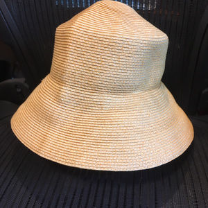 Eric Javits Packagle Hat - Versatile!